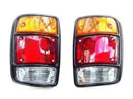 F2151910r-	Faro Pos Datsun 1200 215-1910 Rh Depo 1